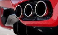 
	VIDEO: Cadou superb de Ziua Barbatului pentru fiecare dintre cei 8.000.000 de fani Ferrari de pe Facebook!
