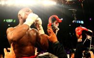 
	Mayweather isi va numara averea de 250 milioane $ in PUSCARIE! Prin ce drama trece super campionul din box dupa inca o victorie fabuloasa
