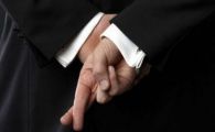 Invata sa “citesti” oamenii si sa obtii ce vrei de la ei doar observandu-i. Interviu cu un agent FBI