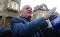 
	"Numai Messi e mai important decat patronul!" Cum se explica HAOSUL de la Rapid si care e singurul antrenor care poate face fata in afara de Mircea Lucescu:
