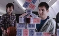 
	VIDEO: Messi si-a facut prieteni in avion! A incercat sa impresioneze un copil, dar n-a reusit! O stewardesa a salvat situatia :)
