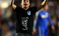 
	Momente urate pe Stamford Bridge: un roman a intrat pe teren la meciul dintre Steaua si Chelsea! Ce gest incredibil a facut la adresa stelistilor: 
