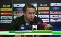 
	CUTREMUR la Steaua! Becali nu a mai apucat sa rezolve dezastrul de dupa meciul cu Viitorul: "De ce sa mai stea Reghe in Romania?!" Cum se poate distruge campioana:
